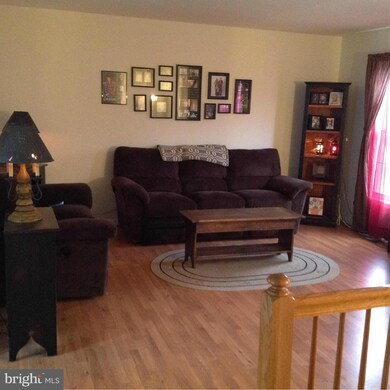 16914 Reading Dr, Williamsport, MD 21795 - photo 3