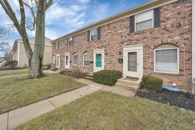 2-web-or-mls-141-tarryton-ct-w-24f