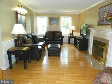 14708 Braemar Crescent Way, Gaithersburg, MD 20878 - photo 5