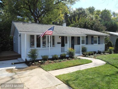 13517 Turkey Branch Pkwy, Rockville, MD 20853 - photo 2