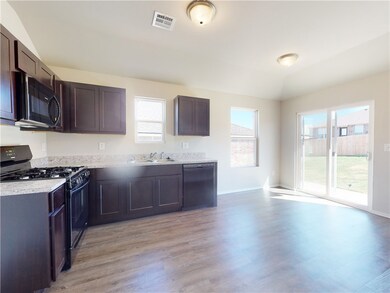 1283 E Sparrow Cir, Fayetteville, AR 72701 - photo 7