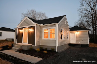 913 Adams Dr, Shelbyville, TN 37160 - photo 4