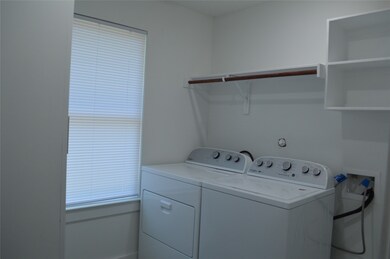 214 Basswood Dr unit C, Spring, TX 77386 - photo 6