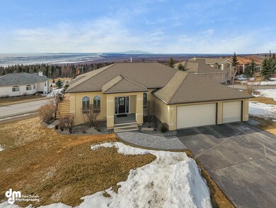 16622 Southcliff Circle-large-003-5-Exte