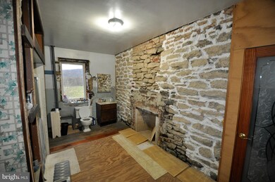 509 E Mountain Rd, Knoxville, MD 21758 - photo 7