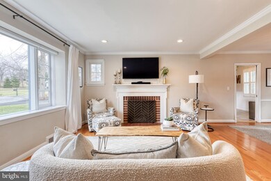 1104 Hampton Garth, Towson, MD 21286 - photo 6