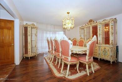 115 Meade Loop, Staten Island, NY 10309 - photo 5