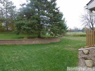520 Meadows Dr, Hammond, WI 54015 - photo 3