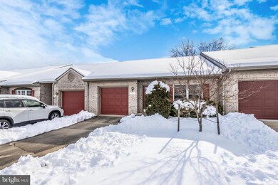 75 Sunbrook Ln unit 21, Hagerstown, MD 21742 - photo 3