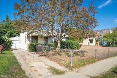 419 Stanford Rd, Burbank, CA 91504 - photo 3