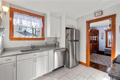 160 Sinclair Ave, Cranston, RI 02907 - photo 7