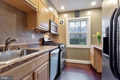9461 Fairfax Blvd unit 102, Fairfax, VA 22031 - photo 7