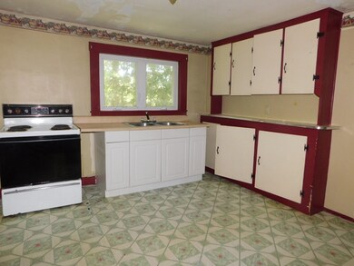 19 1/2 King Ave, Monson, MA 01057 - photo 2