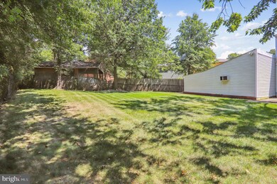 2310 Columbia Place, Hyattsville, MD 20785 - photo 4