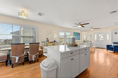 125 Ocean Ave, Bay Shore, NY 11706 - photo 7