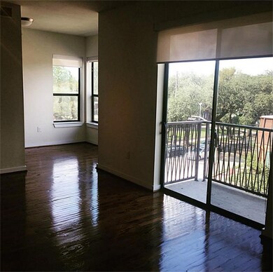 3833 Dunlavy St unit 613, Houston, TX 77006 - photo 3