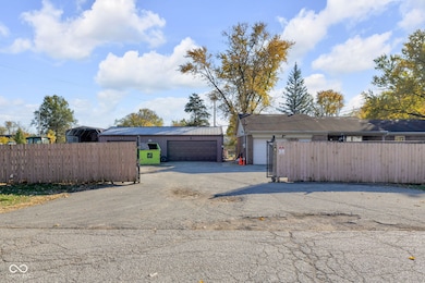7601 Milhouse Rd, Indianapolis, IN 46241 - photo 3
