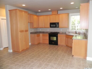 655 Ratcliff Dr SE, Salem, OR 97302 - photo 6