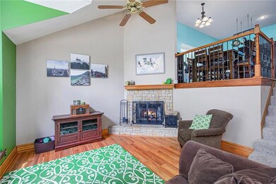 5201 Lakecrest Dr, Shawnee, KS 66218 - photo 7