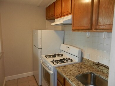 12 Bacon St unit 5, Waltham, MA 02451 - photo 2