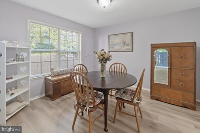 5806H Shadbush Ct unit 409, Frederick, MD 21703 - photo 5