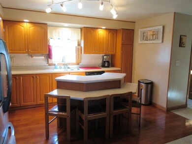 15 Robert Dr, Nashua, NH 03063 - photo 6