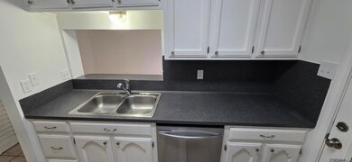 4624 Parkoaks Dr unit 6, Baton Rouge, LA 70816 - photo 7