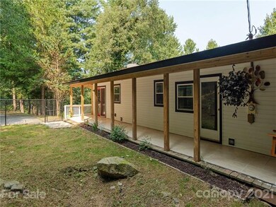 85 Elliot Ridge Ln, Hendersonville, NC 28792 - photo 5