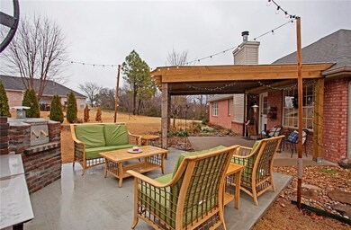 Two outdoor areas to entertain.