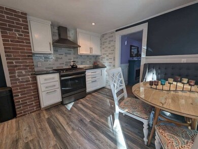 7 Cottage St unit 2, Medfield, MA 02052 - photo 5