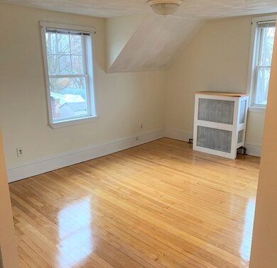 9 Summer St unit 2, Wakefield, MA 01880 - photo 3