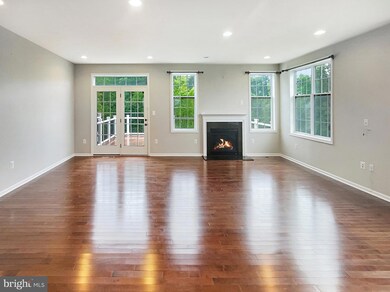 43235 Mitcham Square, Ashburn, VA 20148 - photo 3