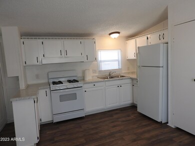 Appliances included