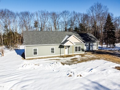 19 Partridge Dr, Gardiner, ME 04345 - photo 2
