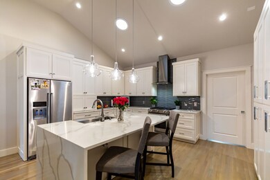 413 W College St, Fredericksburg, TX 78624 - photo 5