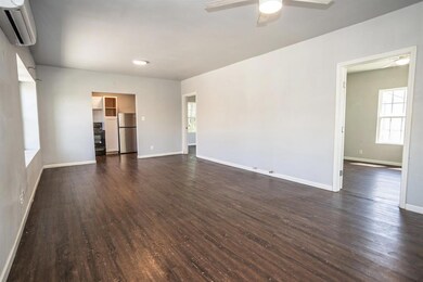 538 W Wood St, Shawnee, OK 74801 - photo 5