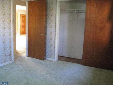 3710 Circle Ave, Reading, PA 19606 - photo 7