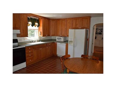 3110 Bement St, Erie, PA 16506 - photo 5