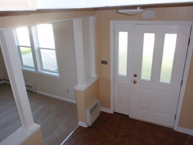 28 Jackson Ave, Rutland, VT 05701 - photo 3