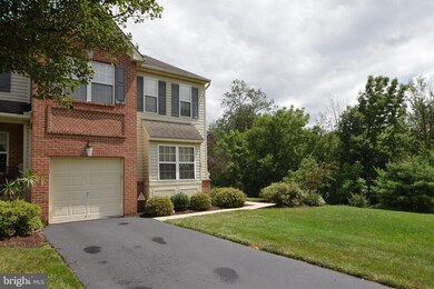 381 Belcourt Way, Harleysville, PA 19438 - photo 2