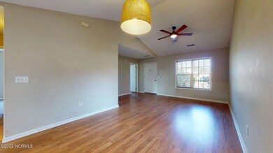 28-web-or-mls-2716-Sapling-Cir-Wilmingto