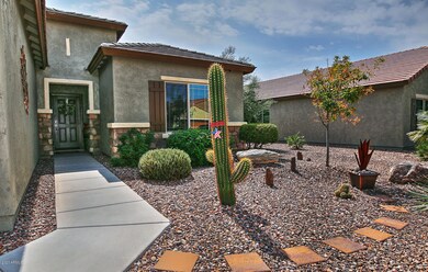 6591 W Congressional Way-large-003-037-F