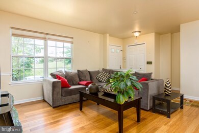 7405 Flag Harbor Dr, District Heights, MD 20747 - photo 2