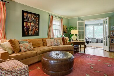 family room 3
