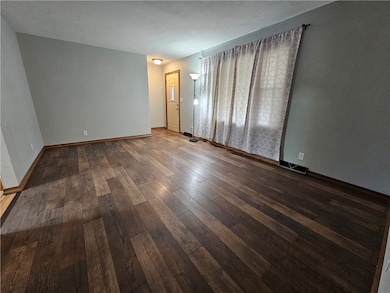 3904 Lark Ave, Eau Claire, WI 54703 - photo 6