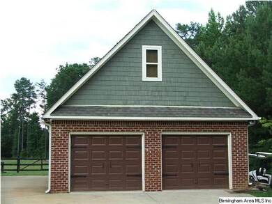2 car garage with 600 sf bonus room on second floo