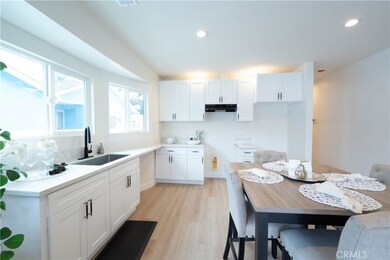 1630 W 54th St, Los Angeles, CA 90062 - photo 7