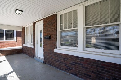 4227 Fordson Way-0004