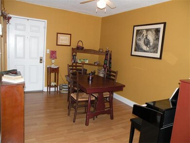 1029 Pleasant St unit 40, Worcester, MA 01602 - photo 6