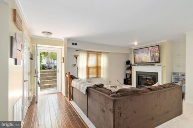 4168 Pleasant Meadow Ct unit 106F, Chantilly, VA 20151 - photo 5